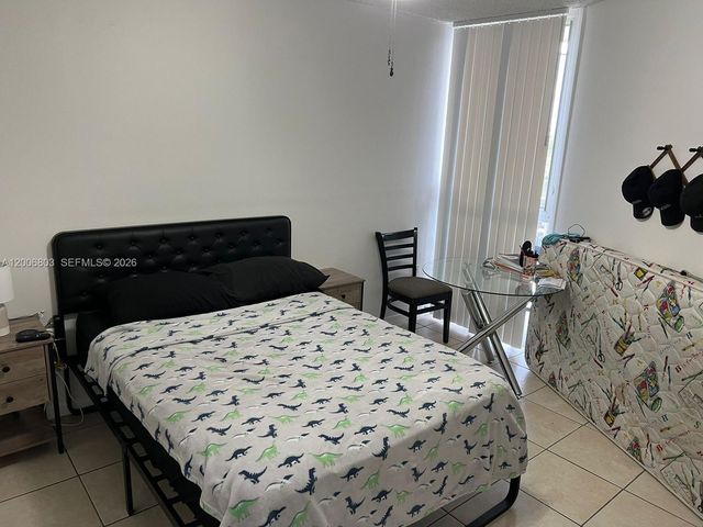 7125 NW 186th St B502, Hialeah, FL 33015