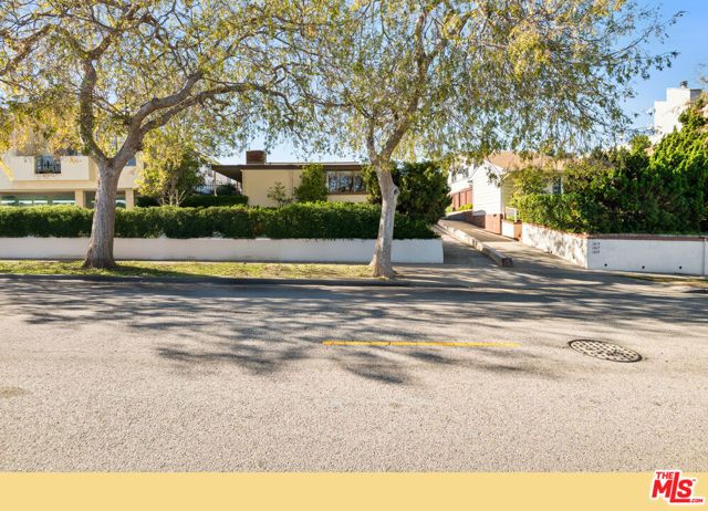 1621 Manning Avenue, Los Angeles, CA 90024