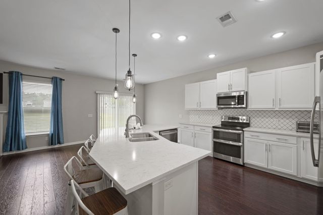 151 Lakelyn Road, Moncks Corner, SC 29461