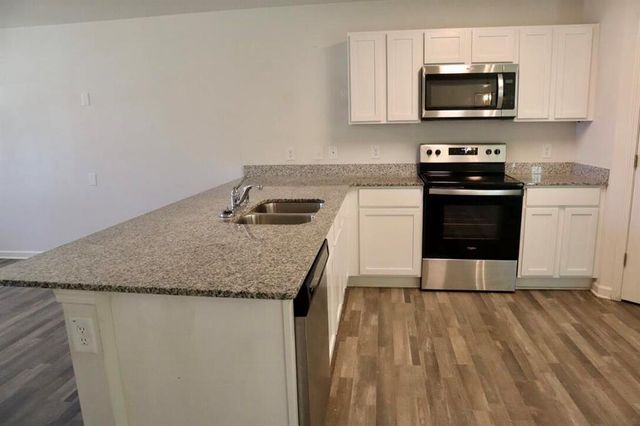 386 Village Creek Dr Drive, Chatsworth, GA 30705