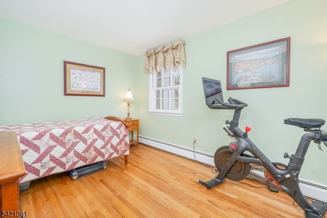 126 Wentworth Dr, Berkeley Heights Twp., NJ 07922