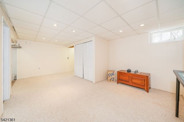 126 Wentworth Dr, Berkeley Heights Twp., NJ 07922