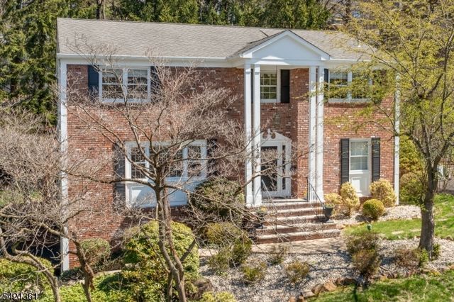 126 Wentworth Dr, Berkeley Heights Twp., NJ 07922