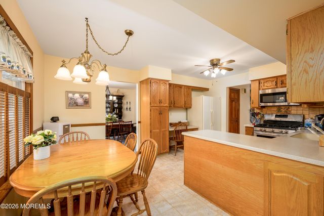 10 Petal Patch Trail, Howell, NJ 07731