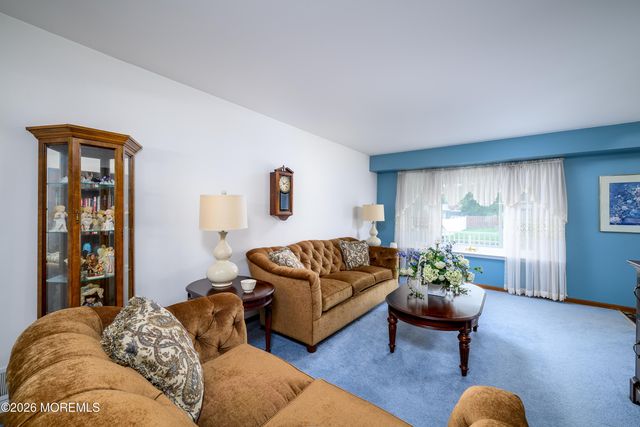 10 Petal Patch Trail, Howell, NJ 07731