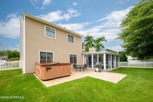 10 Petal Patch Trail, Howell, NJ 07731