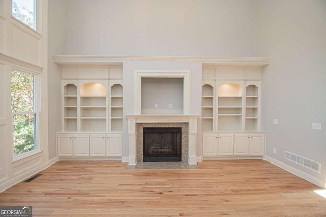 4012 Erin Drive, Alpharetta, GA 30022