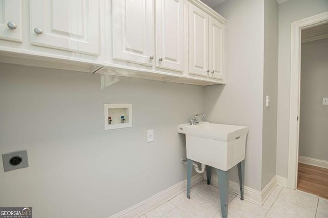 4012 Erin Drive, Alpharetta, GA 30022