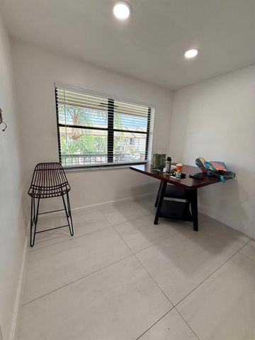 7714 Tahiti Lane 203, Lake Worth, FL 33467