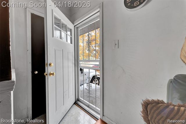 6251 Stahelin Avenue, Detroit, MI 48228