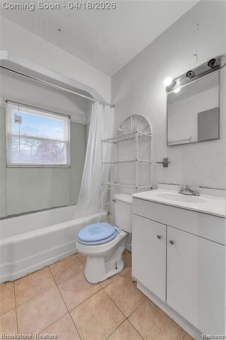 6251 Stahelin Avenue, Detroit, MI 48228