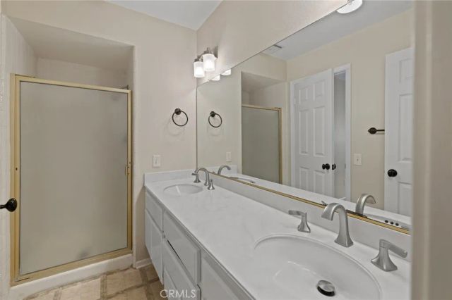 24821 Hon Avenue, Laguna Hills, CA 92653