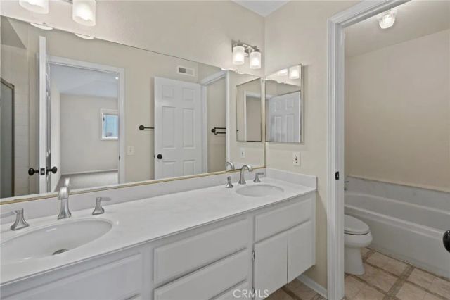 24821 Hon Avenue, Laguna Hills, CA 92653