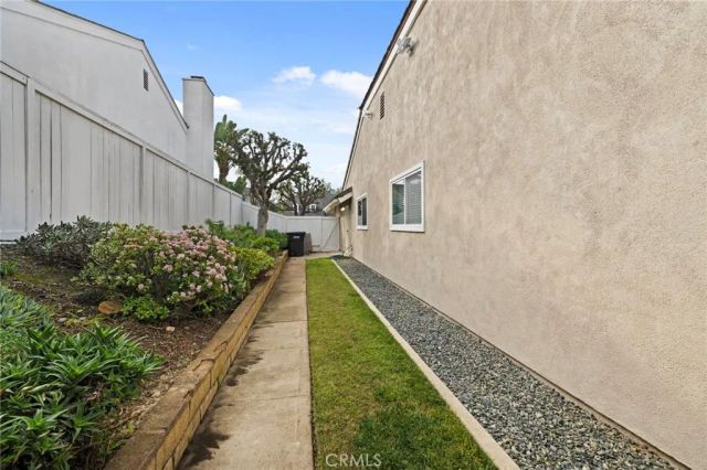 24821 Hon Avenue, Laguna Hills, CA 92653