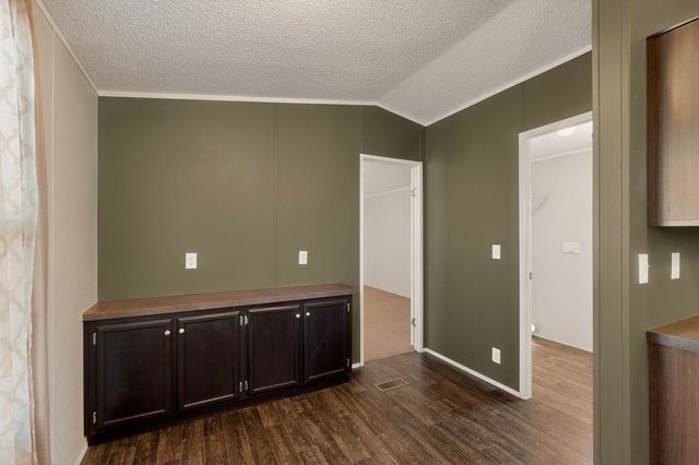 9509 Botts Street SE, Albuquerque, NM 87123