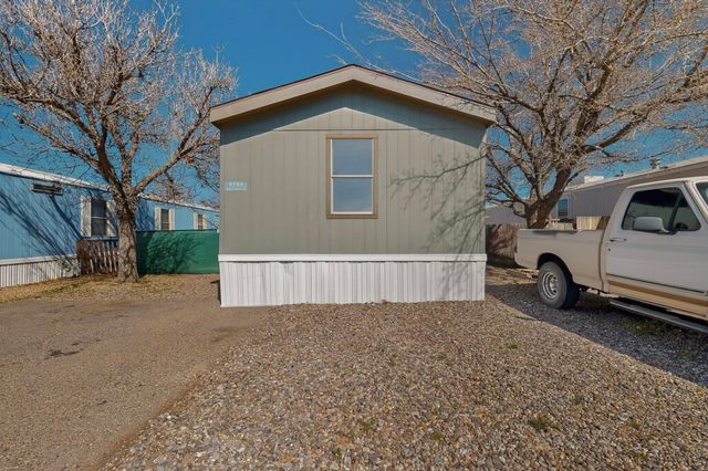 9509 Botts Street SE, Albuquerque, NM 87123