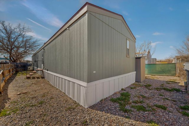 9509 Botts Street SE, Albuquerque, NM 87123