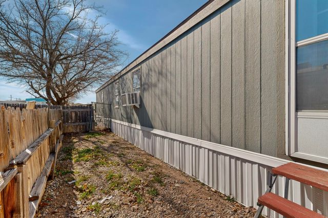 9509 Botts Street SE, Albuquerque, NM 87123