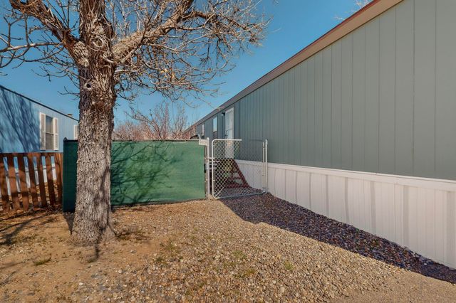9509 Botts Street SE, Albuquerque, NM 87123