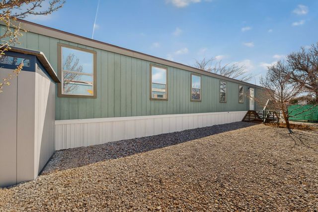 9509 Botts Street SE, Albuquerque, NM 87123