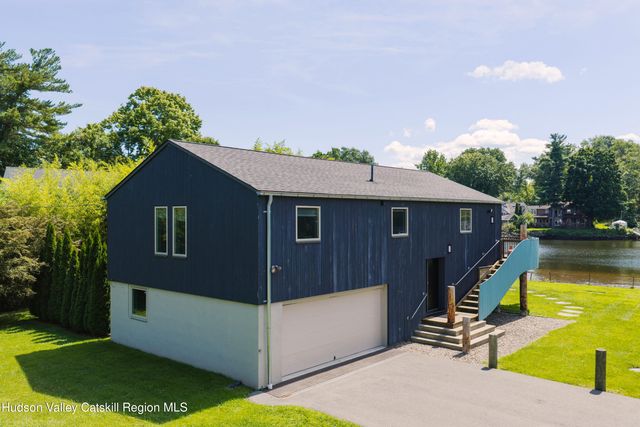 114 Lighthouse Drive, Saugerties, NY 12477