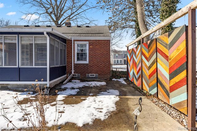 2260 Ellwood Avenue, Berkley, MI 48072