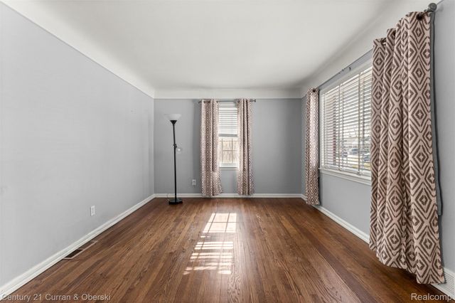 2260 Ellwood Avenue, Berkley, MI 48072