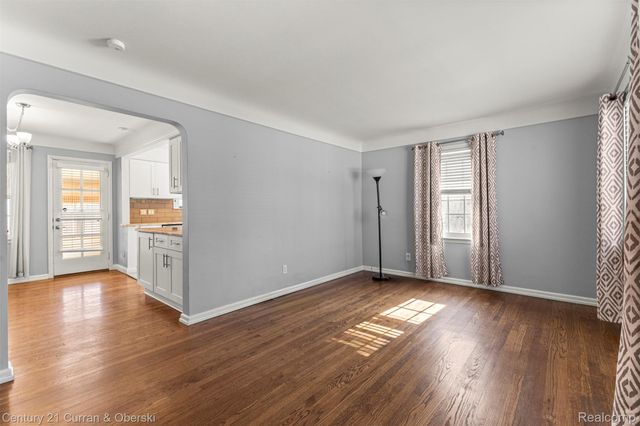 2260 Ellwood Avenue, Berkley, MI 48072