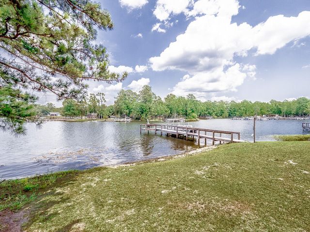 1033 Summerford Lane, Manning, SC 29102
