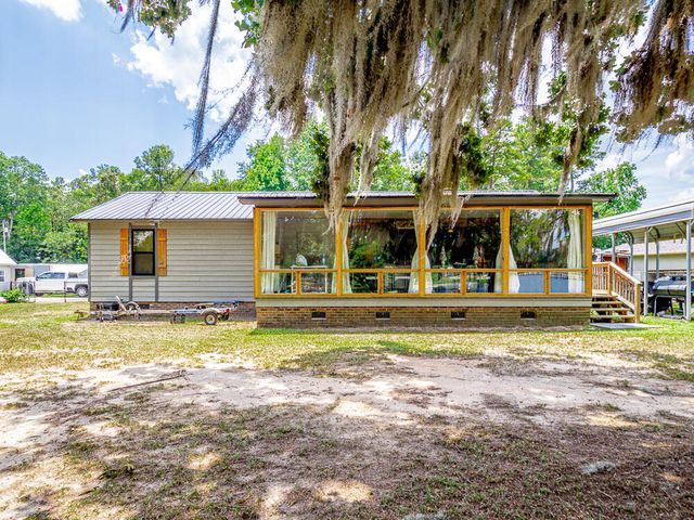 1033 Summerford Lane, Manning, SC 29102