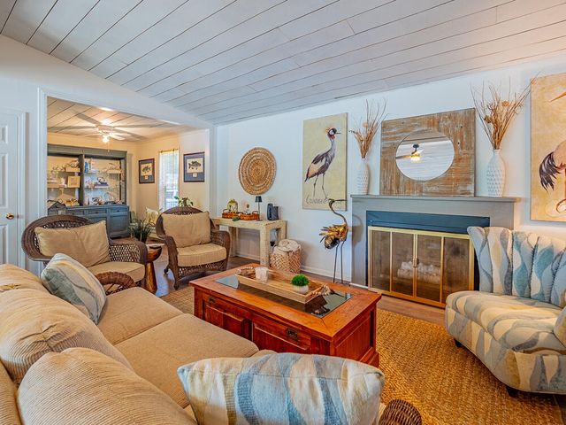 1033 Summerford Lane, Manning, SC 29102