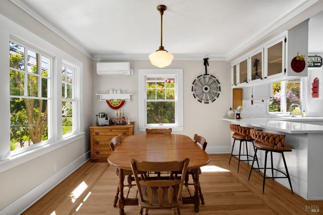 931 Humboldt St, Santa Rosa, CA 95404