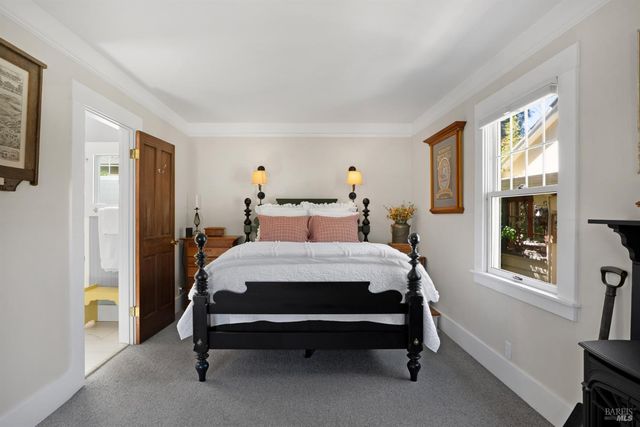 931 Humboldt St, Santa Rosa, CA 95404