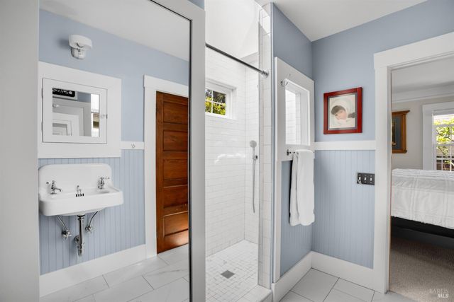 931 Humboldt St, Santa Rosa, CA 95404