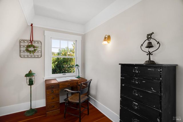 931 Humboldt St, Santa Rosa, CA 95404