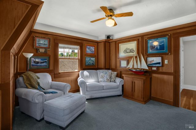 931 Humboldt St, Santa Rosa, CA 95404