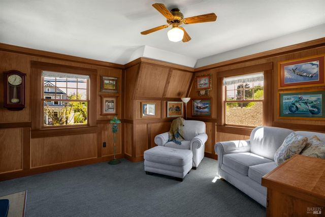 931 Humboldt St, Santa Rosa, CA 95404