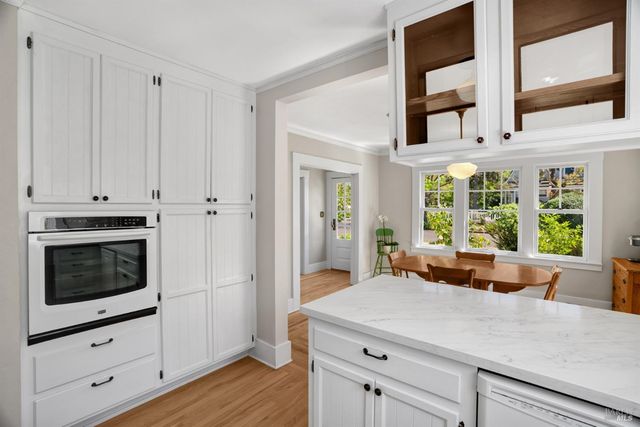 931 Humboldt St, Santa Rosa, CA 95404