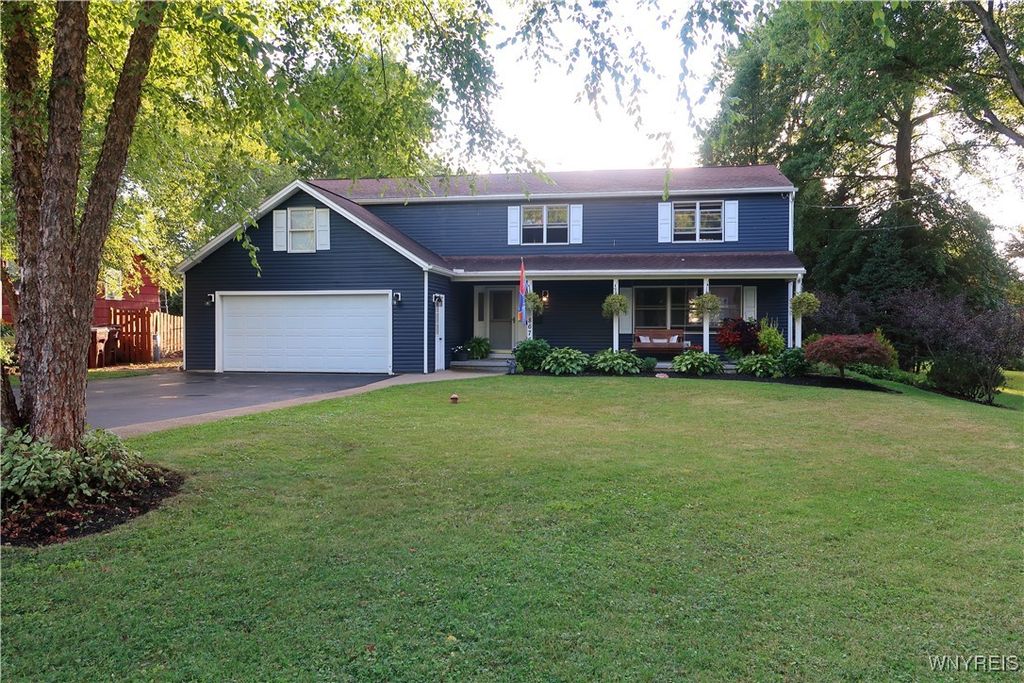 8676 Violet Parkway, Eden, NY 14057