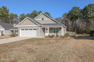 212 Pastoral Court, Sneads Ferry, NC 28460