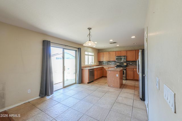 44133 W SNOW Drive, Maricopa, AZ 85138