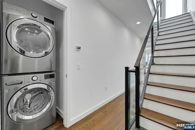 714 Undercliff Avenue 714, Edgewater, NJ 07020