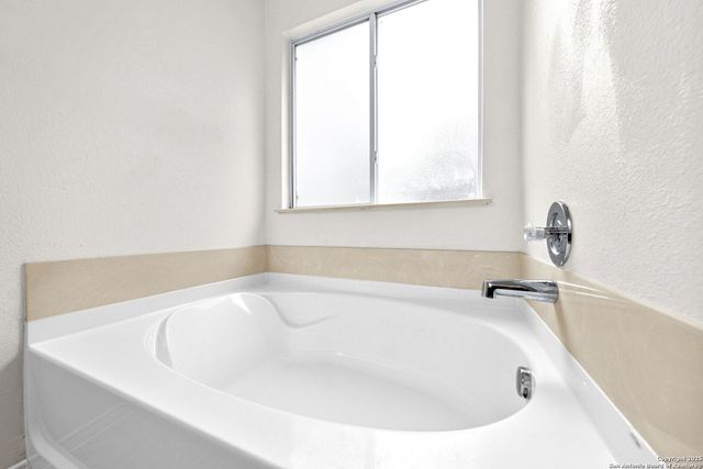 156 Texas Mulberry, San Antonio, TX 78253