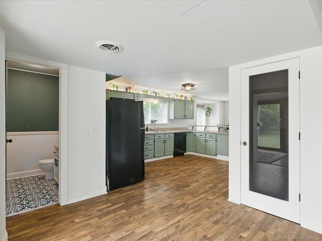 13485 S Block Road, Birch Run Twp, MI 48415