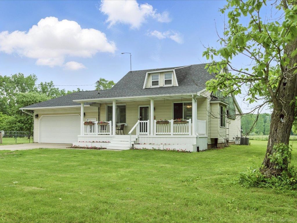 13485 S Block Road, Birch Run Twp, MI 48415