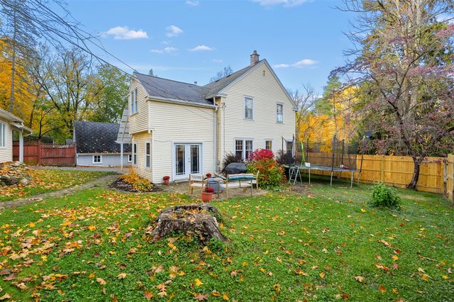 2731 Bronson Boulevard, Kalamazoo, MI 49008