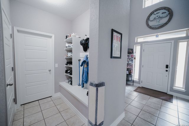 609 Saddle Villa, Cibolo, TX 78108