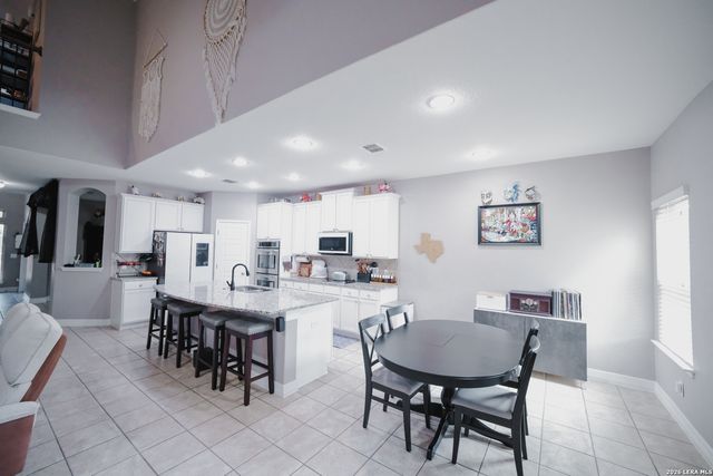609 Saddle Villa, Cibolo, TX 78108