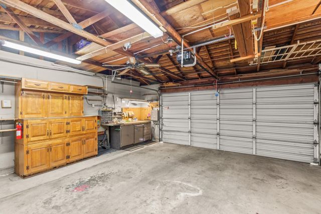 24 W LANCASTER Dr, Stockton, CA 95207