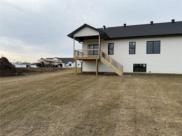 102 Kinsey Street, North Liberty, IA 52317